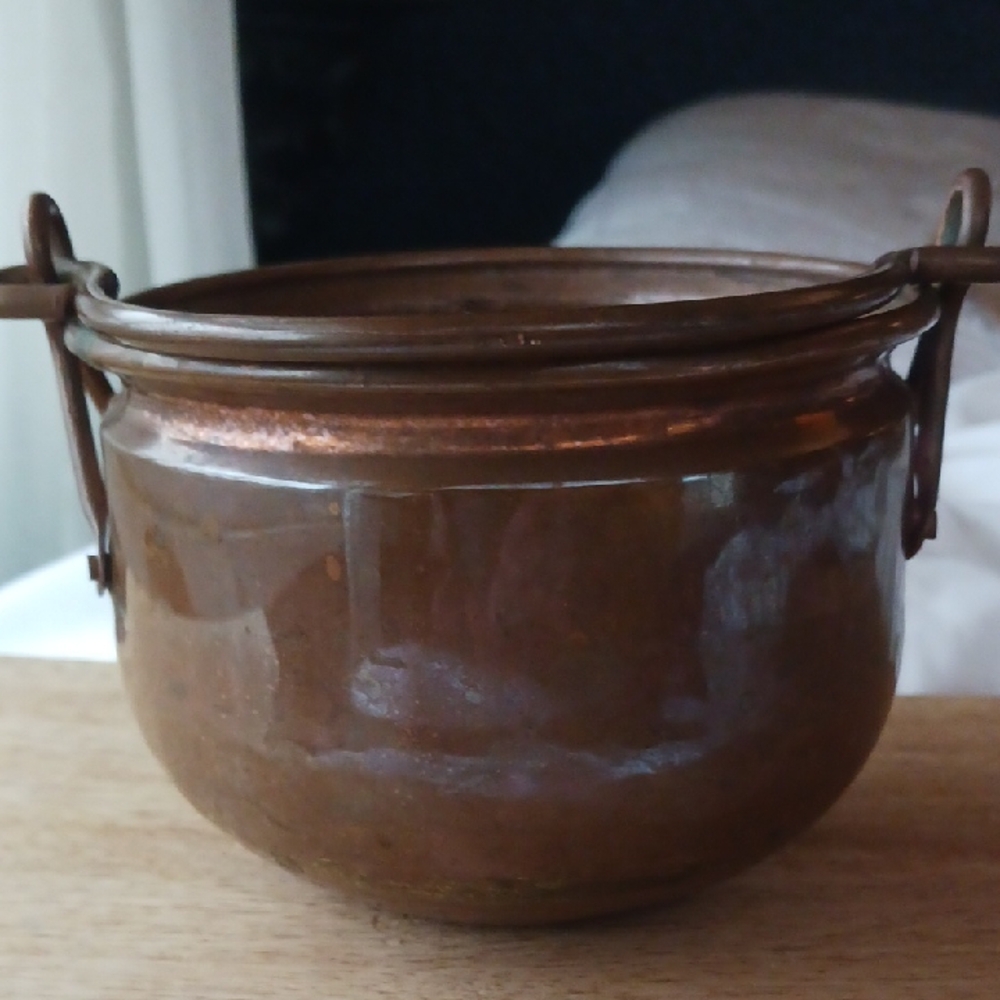 Copper Classic Cauldron probably from Early 1900s.